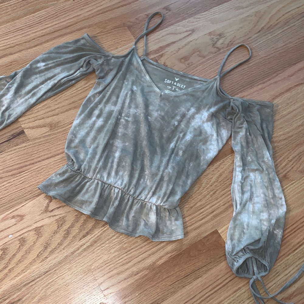 AE Soft&Sexy off the shoulder top